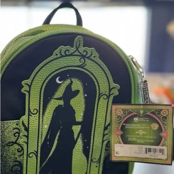 Wicked - No One Mourns the Wicked 10.5\